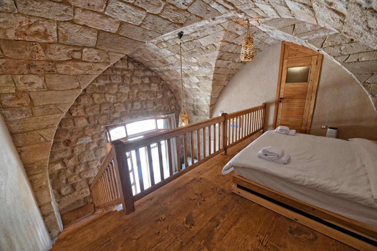 Old Town Guesthouses Батрун Екстер'єр фото
